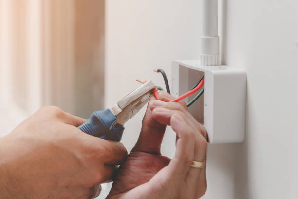 Best Emergency Electrical Repair Services  in Moorhead, MN